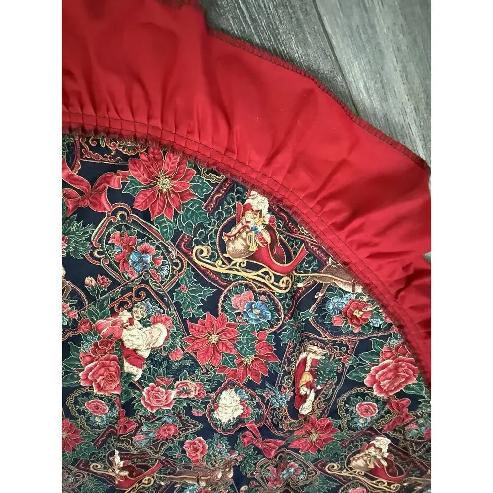 Vintage Christmas Skirt Tablecloth Round Ruffle Cotton 45” Red Print Victorian